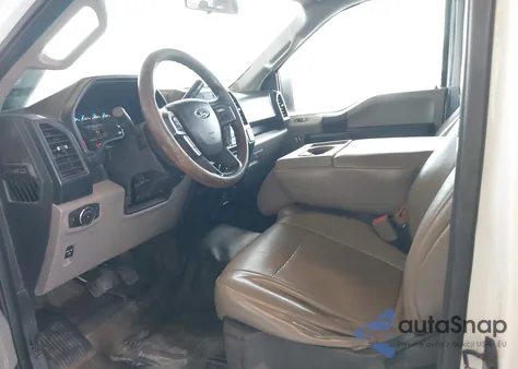 2016 Ford F-150 Xl z USA, uszkodzony, nr VIN 1FTMF1C83GFB50196